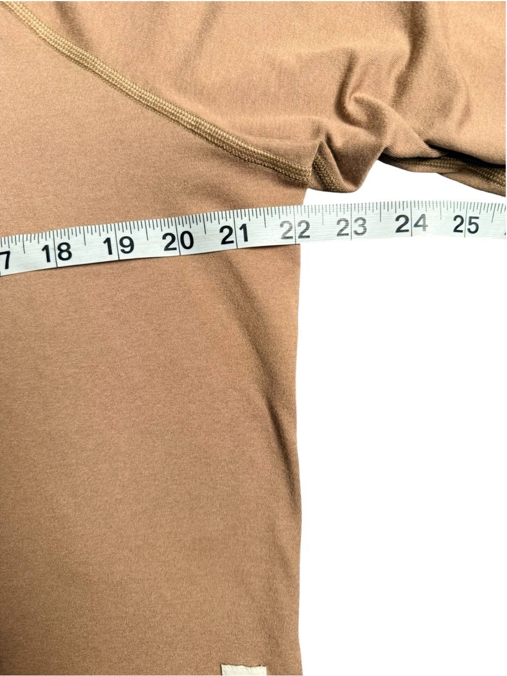 Vuori Women’s Crewneck Sweatshirt Tan Brown Raglan Pullover Size L - Picture 6 of 8